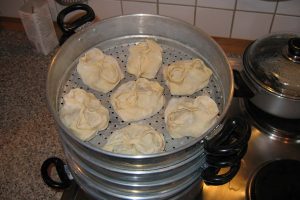 Eat Street - Momos!