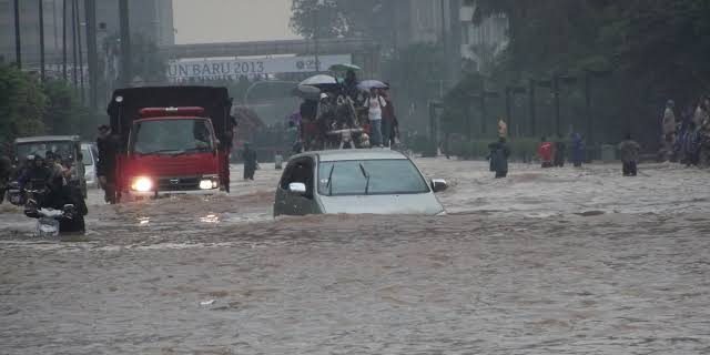 20 people die in floods in Jakarta