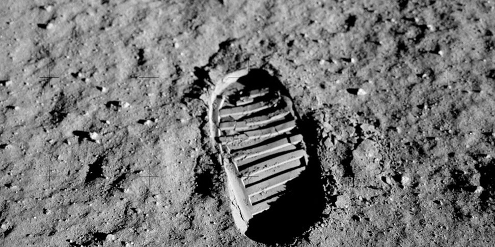Image depicting Neil Armstrong’s bootprints on the Moon as in they are now protected by US law