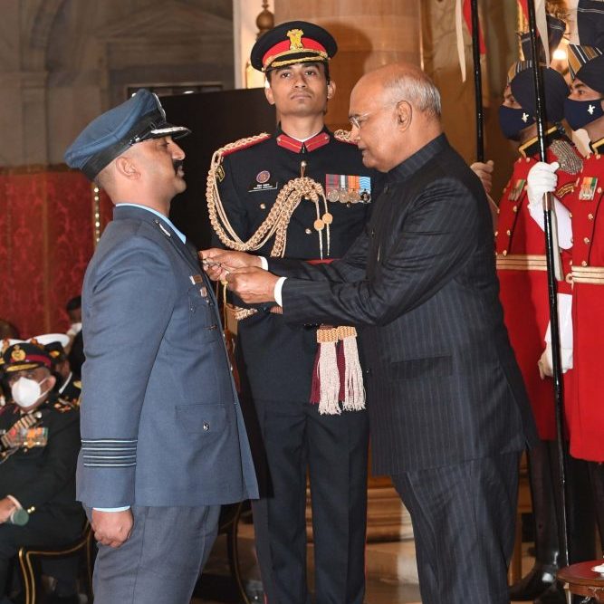 image depicting President honours soldiers with Gallantry Awards 2021