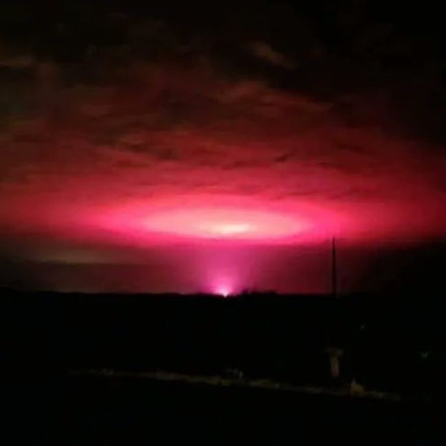 Image depicting Pink glow