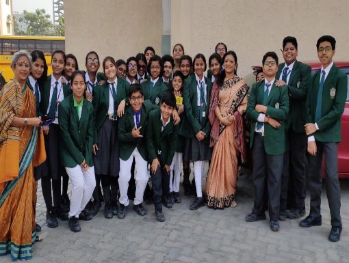 Image Depicting Sonali Sen with DPS Newton Students